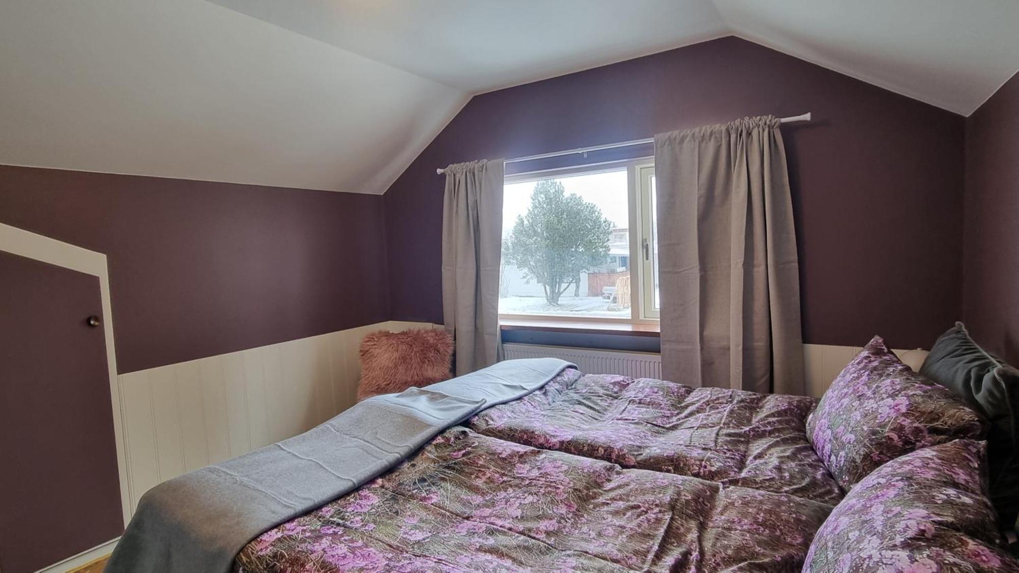Fornilaekur Guesthouse Блёндюоус Экстерьер фото