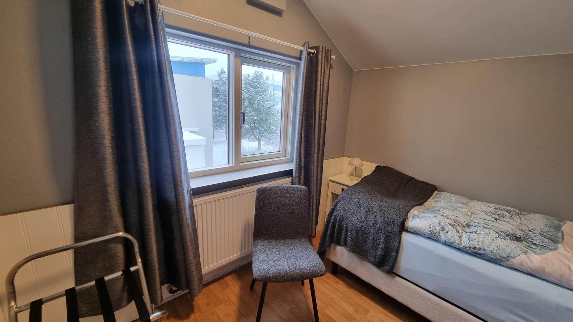 Fornilaekur Guesthouse Блёндюоус Экстерьер фото